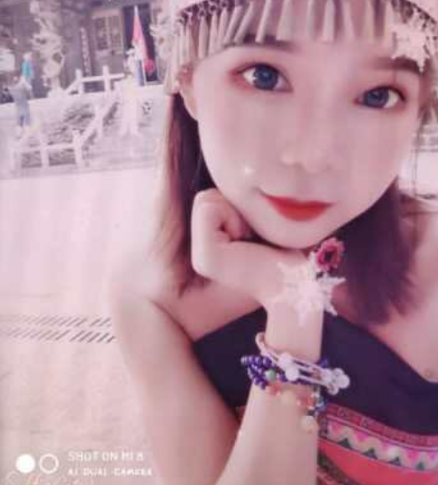 光谷广场 朵朵